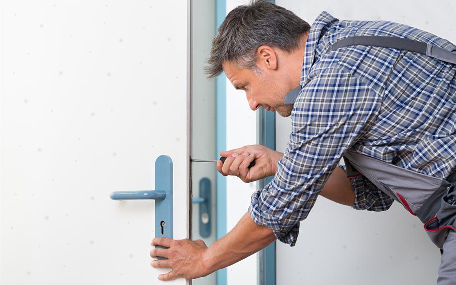 confiance serrurier prix changement serrure Plan-de-Cuques
