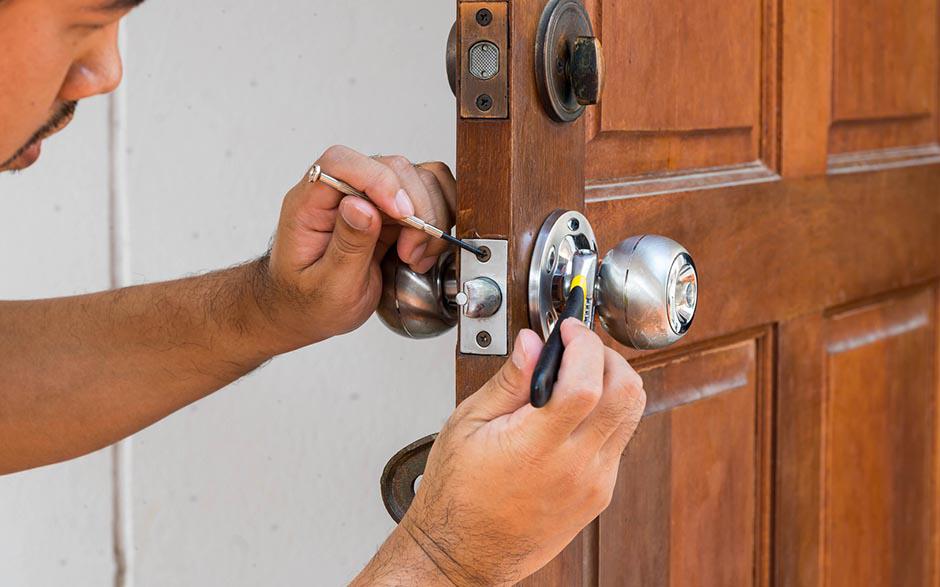 serrurier prix changement serrure Mennecy
